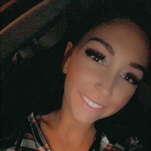 Meet your Posher, Dahnai